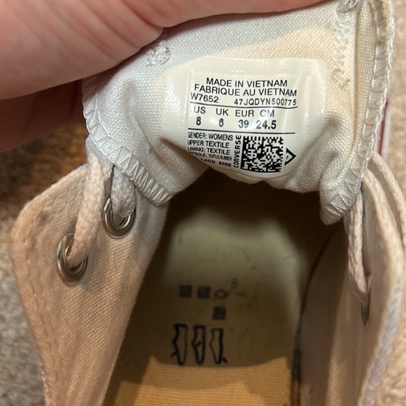 Converse All⭐️Star Chuck Taylor - Picture 4 of 4